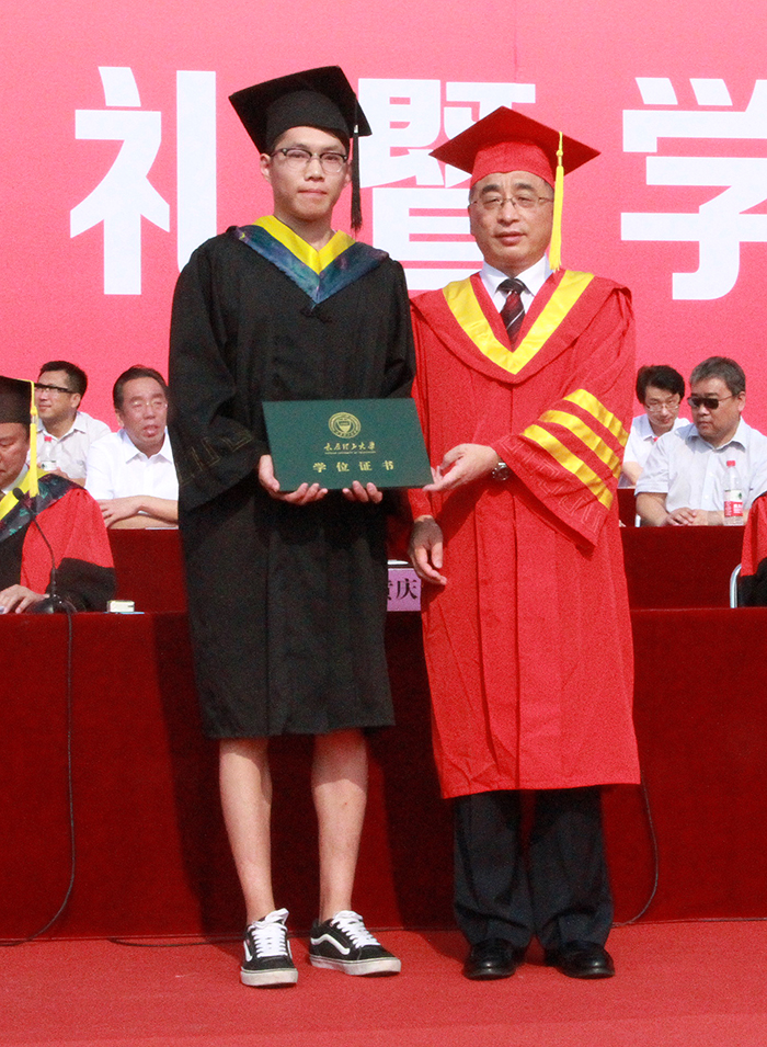 03.jpg